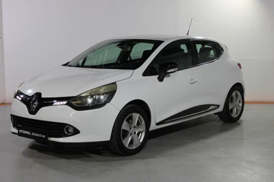 2015 RENAULT CLIO
