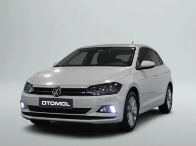 2017 VOLKSWAGEN POLO