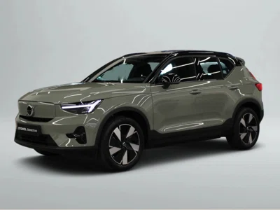 2024 VOLVO XC40