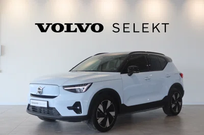 2023 VOLVO XC40