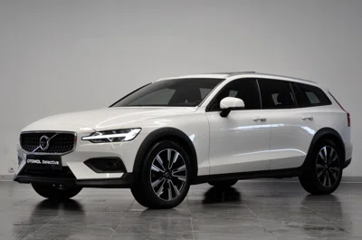 2020 VOLVO V60 CROSS COUNTRY