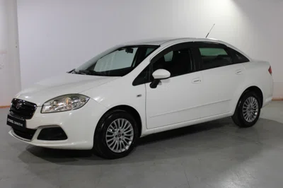 2015 FIAT LINEA