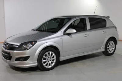2011 OPEL ASTRA